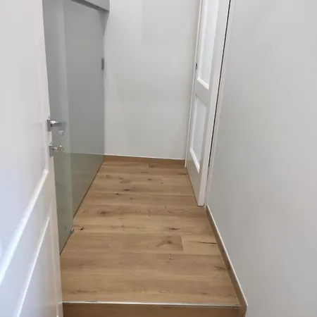 Place De Rome 호텔 *